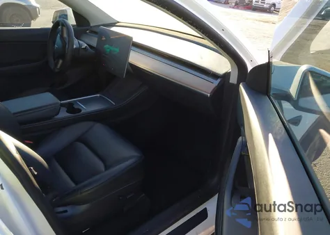 2022 Tesla Model Y Performance Dual Motor All-Wheel Drive from USA, damaged, VIN 7SAYGDEF0NF490034